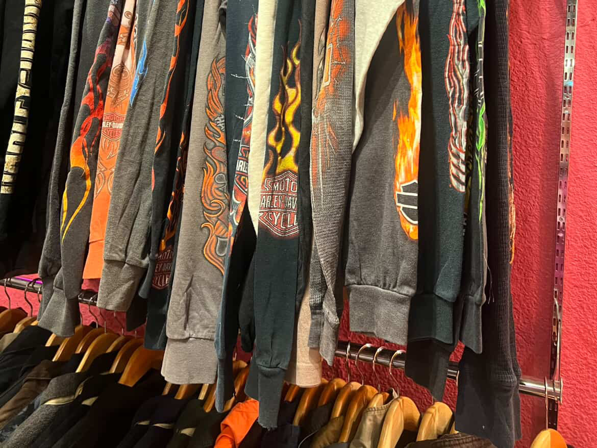 used & select NARCOS店内写真