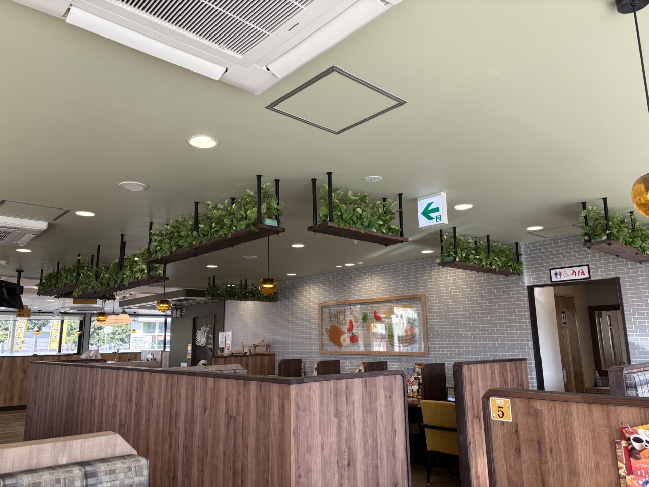 ココス店内写真